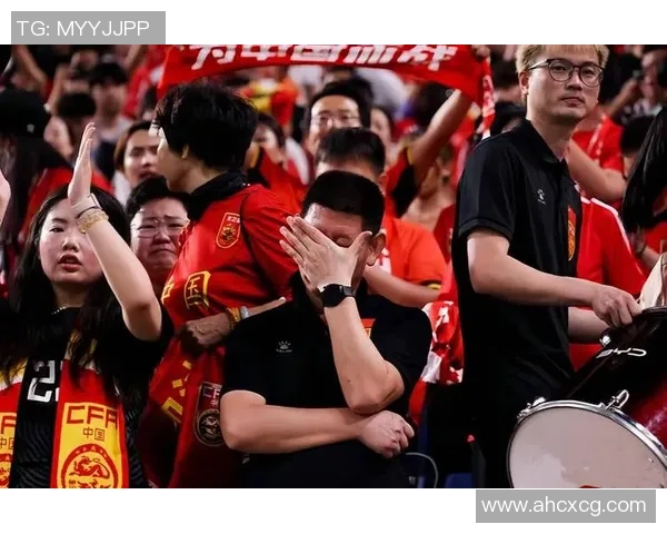 足球场上的爆笑瞬间：球星失误、奇葩动作与搞笑庆祝集锦大放送